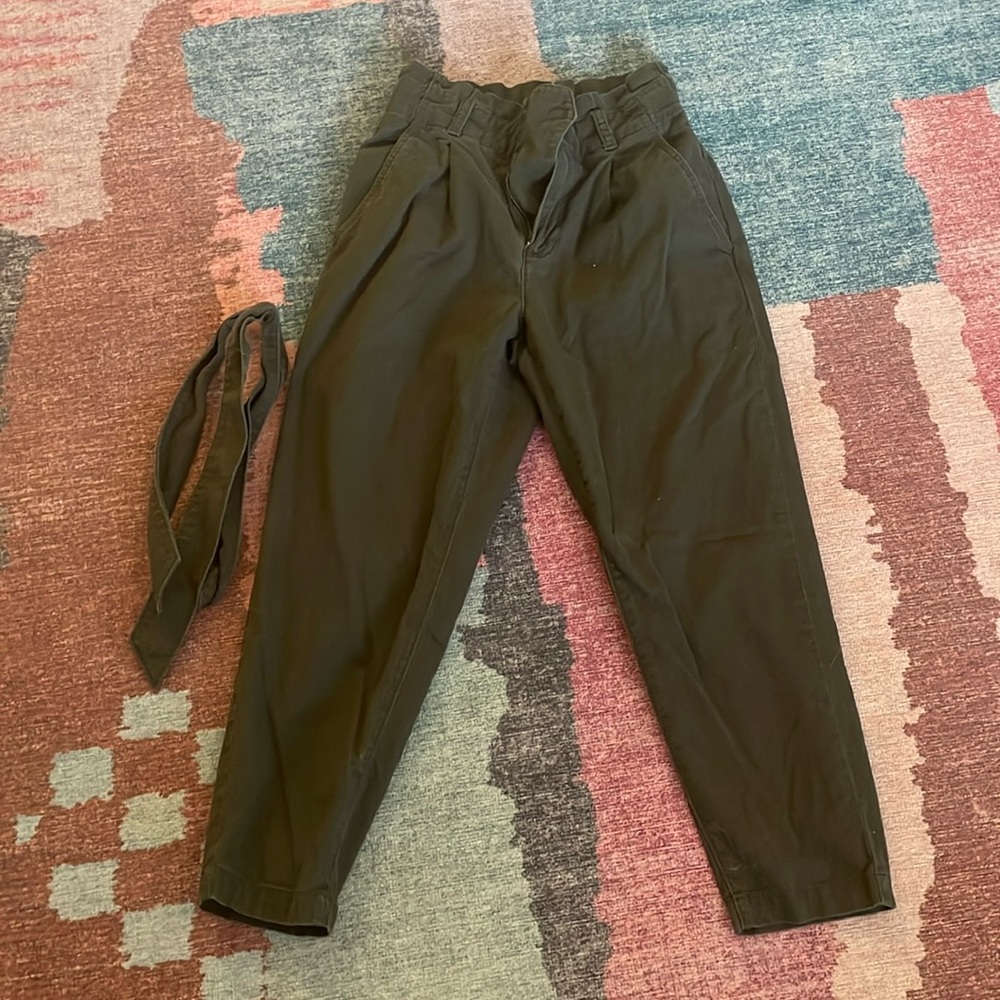 LOFT Army Green Paperbag Pants w/ belt